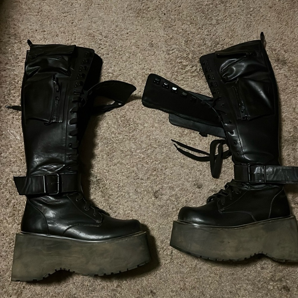 Current mood knee high platform boots